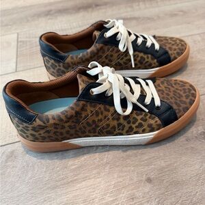 Dr. Scholl's Online Lace Up Leopard Print Casual Sneakers